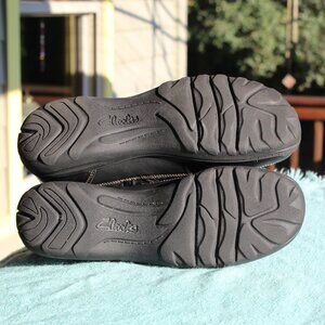 Clarks Leather and Suede Black Short Boots Size 10